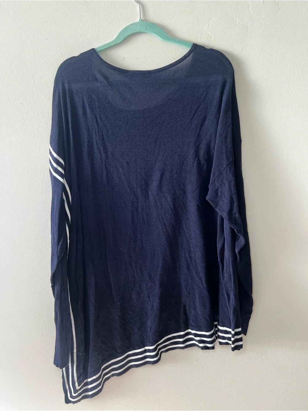 Foxcroft Navy Knit Scoop Neck Long Sleeve Top Diagonal Hem
